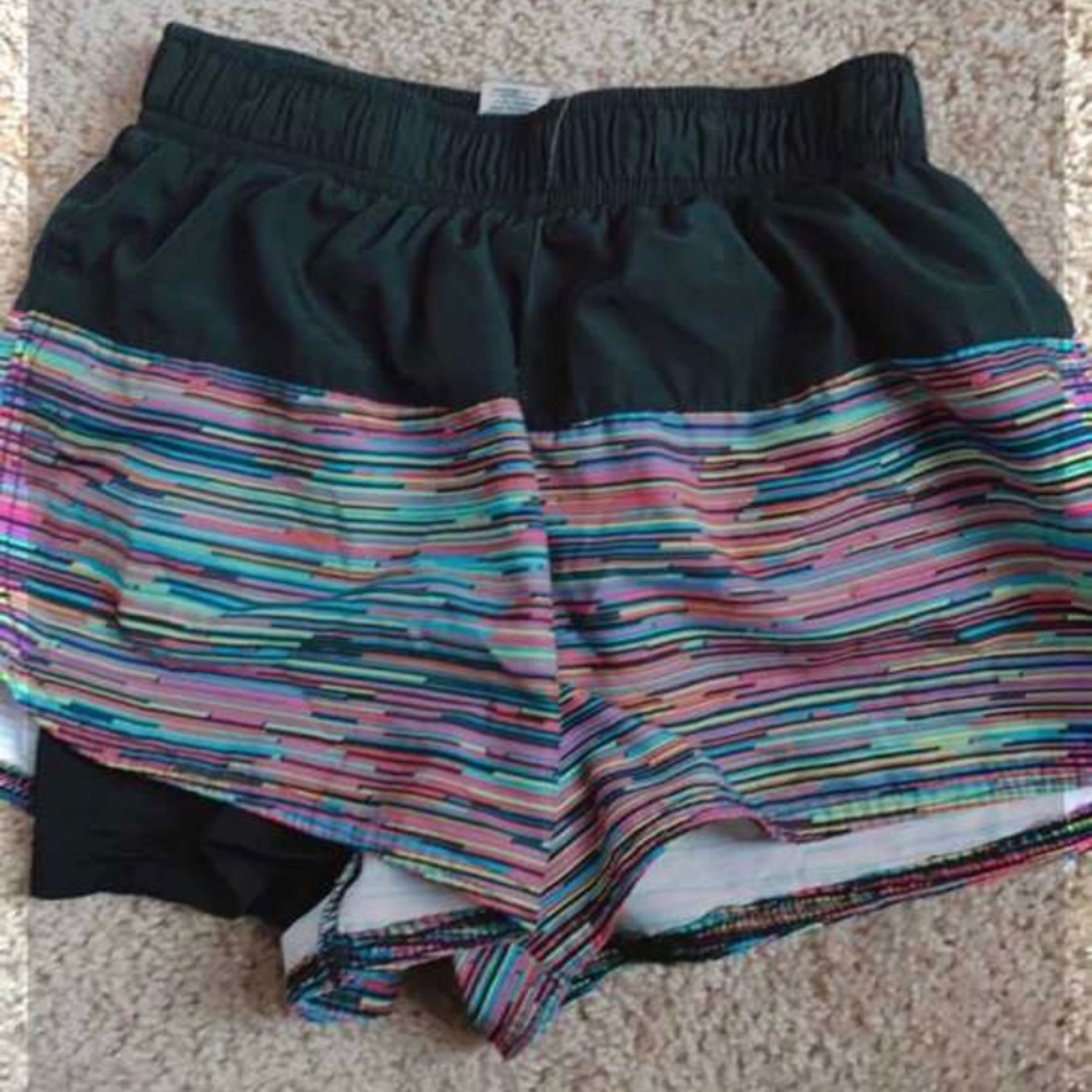 CHAMPION SHORTS 10-12